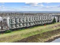 More Details about MLS # 198929986 : 905 N HARBOUR DR 9