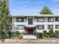 More Details about MLS # 24046024 : 1727 NE MULTNOMAH ST 14