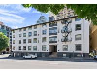 More Details about MLS # 24078700 : 1104 SW COLUMBIA ST 105