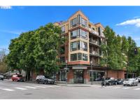 More Details about MLS # 24080514 : 1620 NE BROADWAY ST 502