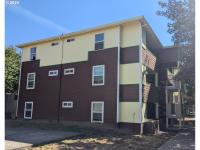 More Details about MLS # 24586331 : 9257 SE CLINTON ST 403