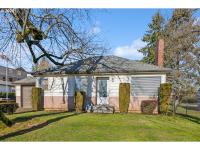 More Details about MLS # 697311749 : 11217 SE STARK ST 1